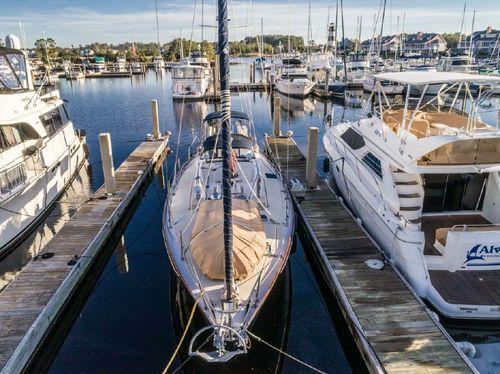 Duet, Hinckley Sou'wester 50'