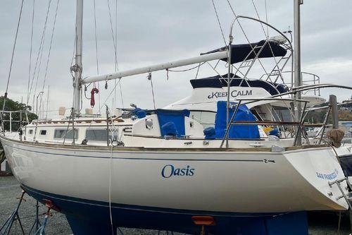 Oasis, Sabre Sailboats MK-1 34'
