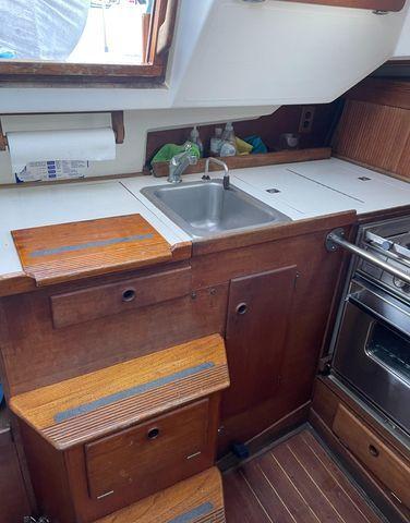 Sarah Rose, Sabre Sailboats MK III 30'