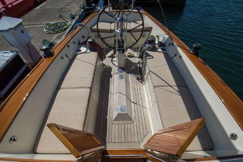 Morris M42x Ranger 42'