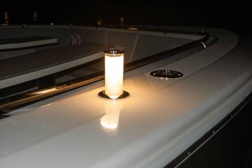 Scout Boats 530 LXF 53'