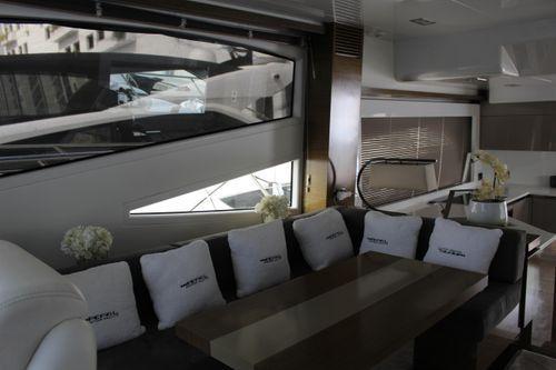 Pearl Yachts 65'