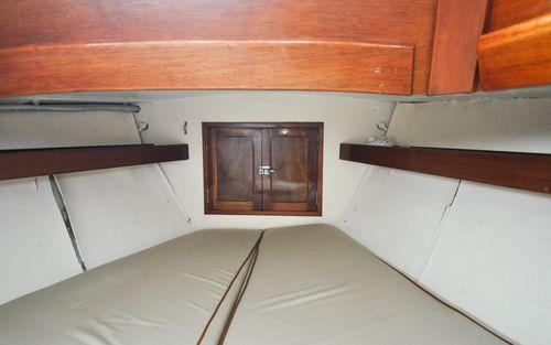 Iris, Hinckley Pilot 35'