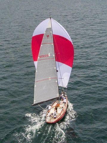 Morris M42x Ranger 42'