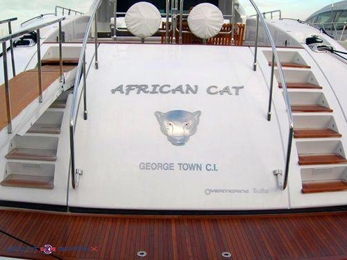 Yachtgraphx 3D Lettering Mangusta African Cat 130'