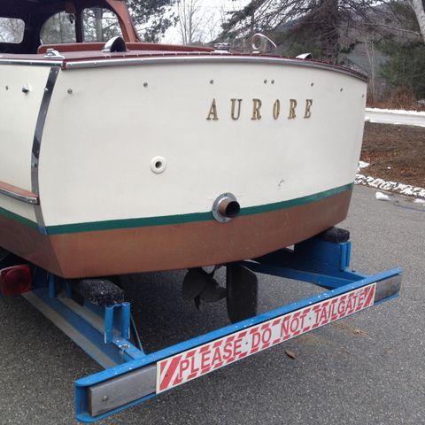 Chris-Craft De Luxe Utility Boat Aurore 22'