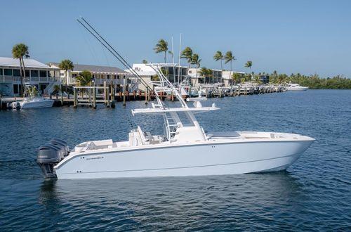 Invincible Boats Catamaran 39'