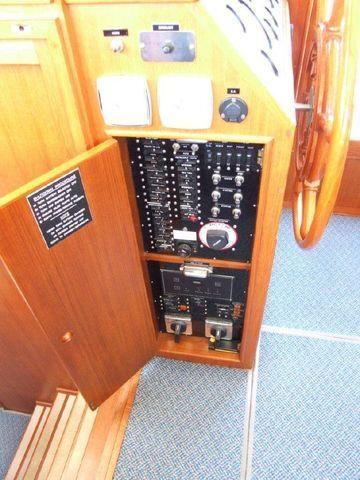Jenita, Grand Banks Sedan 36'