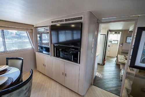 Hatteras Motoryacht Temptation 65'