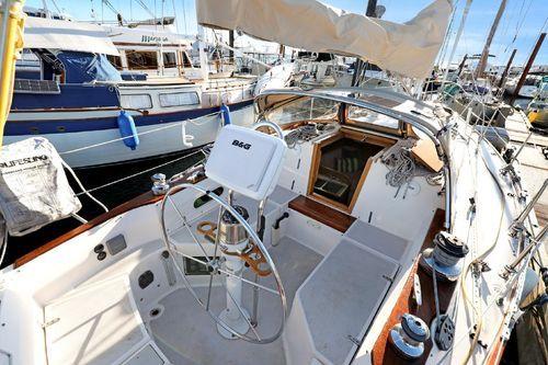 Sabre Sailboats 38'