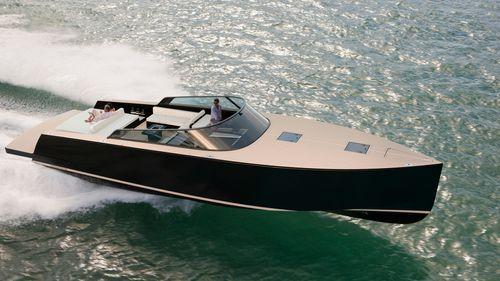 VanDutch 56'