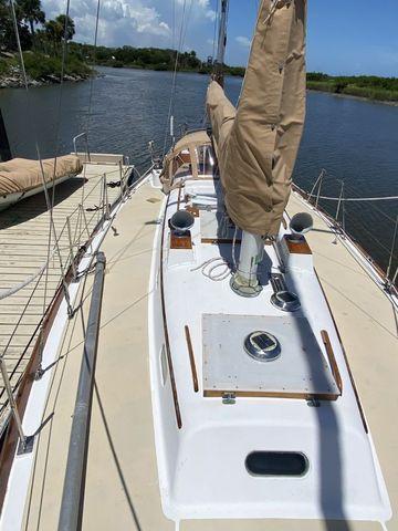 Hinckley Bermuda 40'
