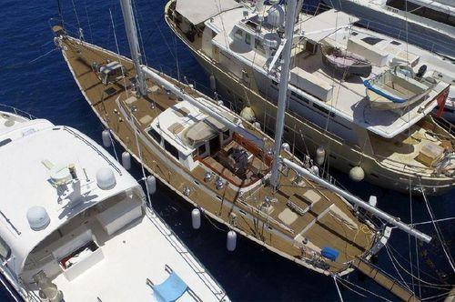 See Adler, Hinckley Sou'wester 70'