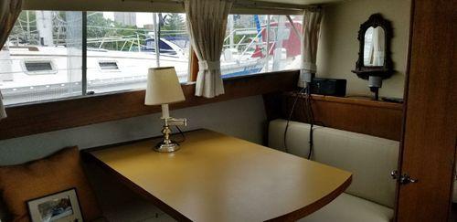 Chris-Craft Commander 31'