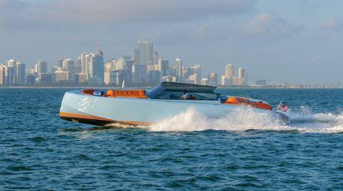 Vanquish Yachts VQ 50'