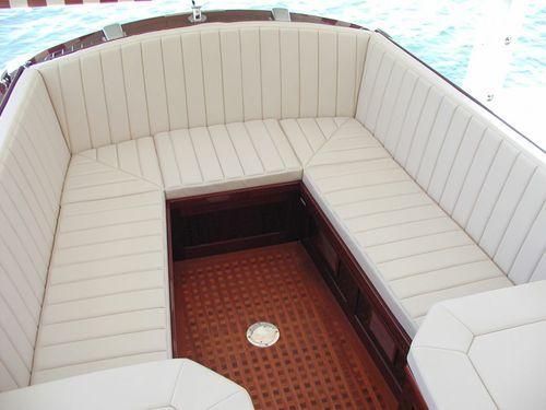 Van Dam Boats Chocolate Chip 3 30'