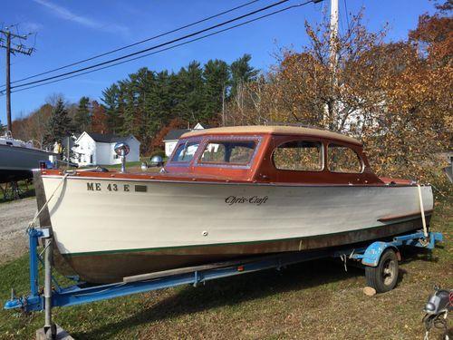 Chris-Craft De Luxe Utility Boat Aurore 22'