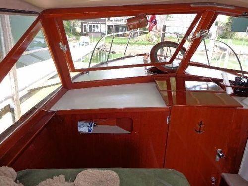 Chris-Craft Sea Skiff/Utility 27'