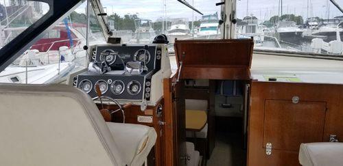 Chris-Craft Commander 31'