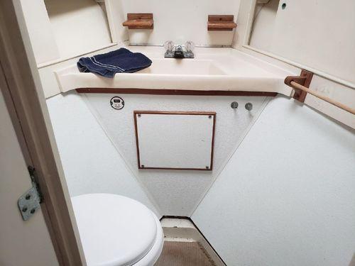 Chris-Craft Commander MY 47'