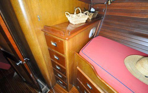 Hinckley Bermuda 40'