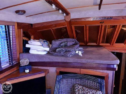 Bertram motor yacht 42'