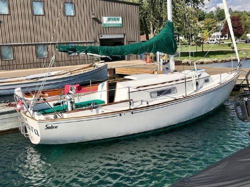 Katura, Sabre Sailboats 28'