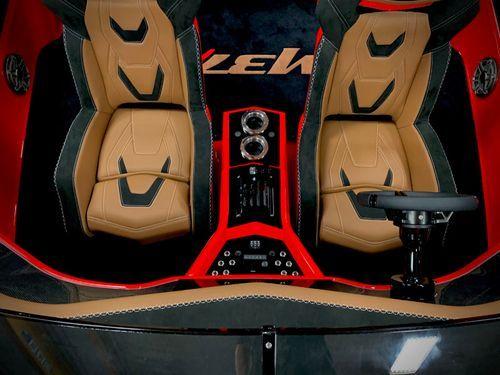 DCB Performance Boats M37R