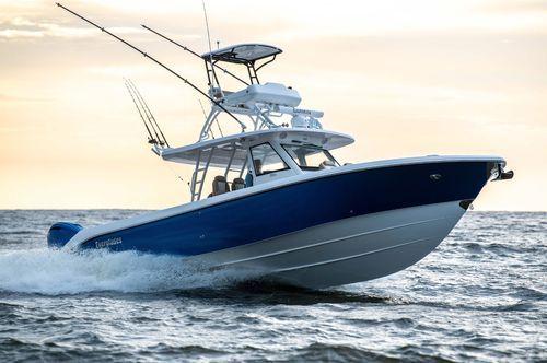 Everglades Boats CC 39'