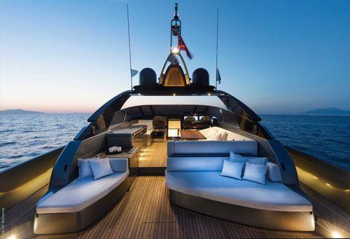 Riva Yachts Bahamas 76'