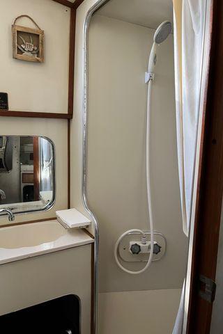 Chris-Craft Aft Cabin 38'