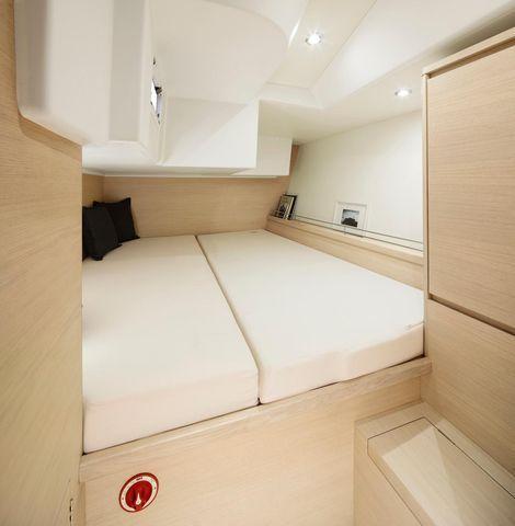 Solaris Yacht 47'