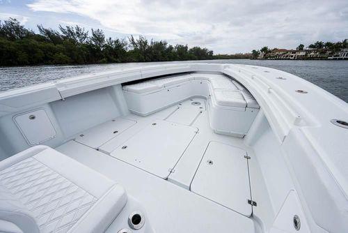Yellowfin 39'