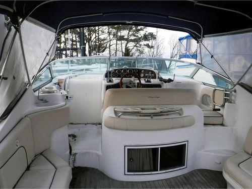 Chris-Craft Express Cruiser 33'