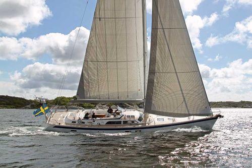 Hallberg-Rassy 64'