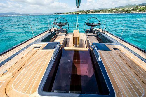 Solaris Yacht 47'