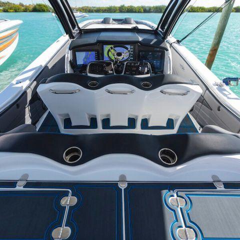 Marine Technology MTI V-Bottom V-57'