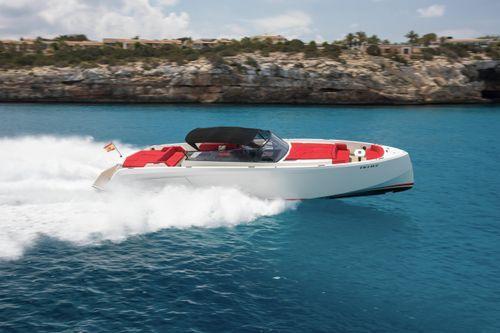 Vanquish Yachts VQ 58'