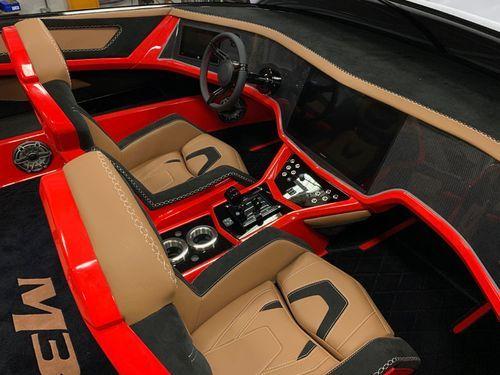 DCB Performance Boats M37R