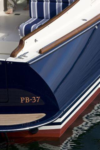 Hinckley Picnic Boat 37S 38'