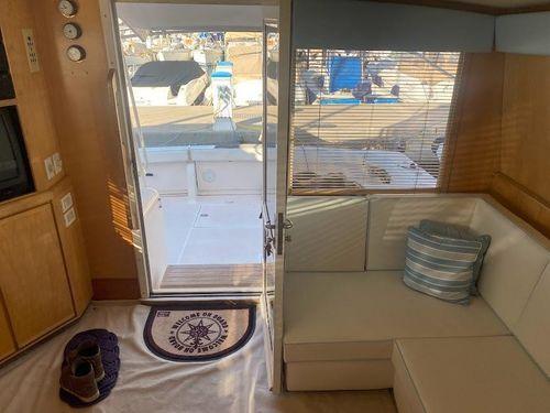 Bertram Convertible 46'