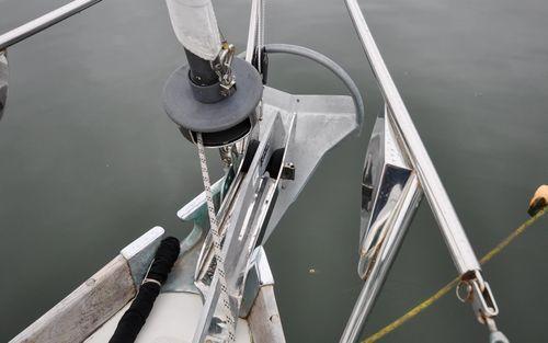 Iris, Hinckley Pilot 35'