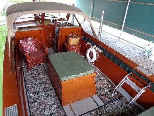 Chris-Craft Sea Skiff/Utility 27'