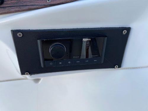 Chris-Craft 240 Bowrider 24'