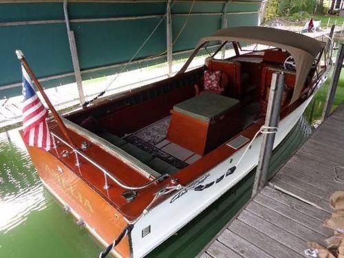 Chris-Craft Sea Skiff/Utility 27'
