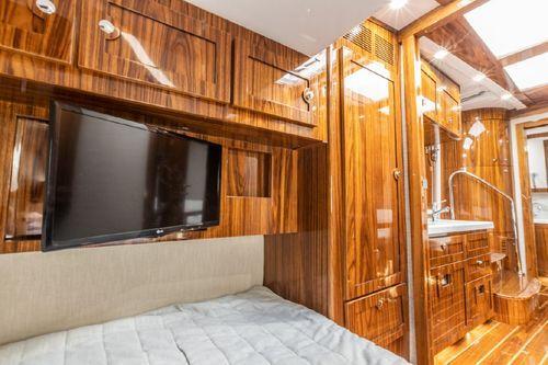 HCB Estrella 65'