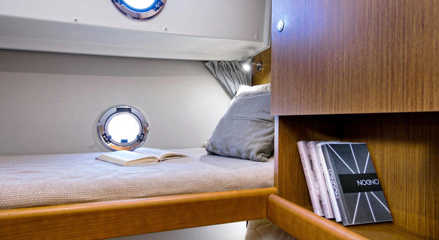 Beneteau Swift Trawler 35'