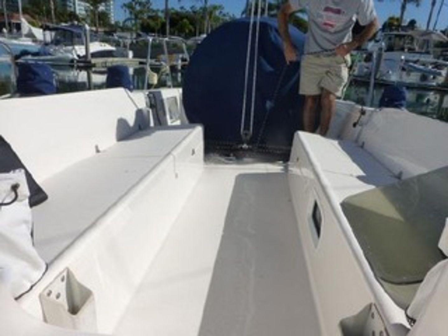The best part of this boat is the enormous cockpit, easy seating for 8
